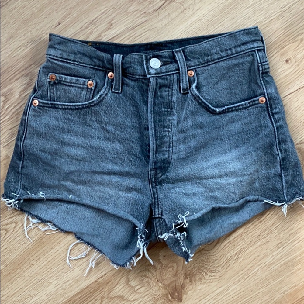 Levi’s shorts